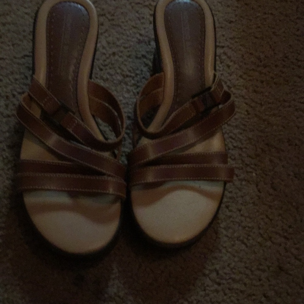 Wedge sandals
